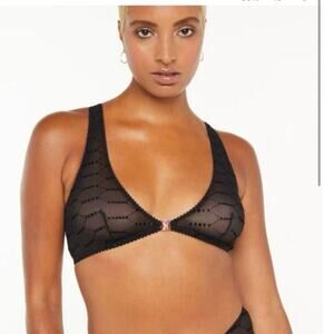 Savage X fenty bralette sz m